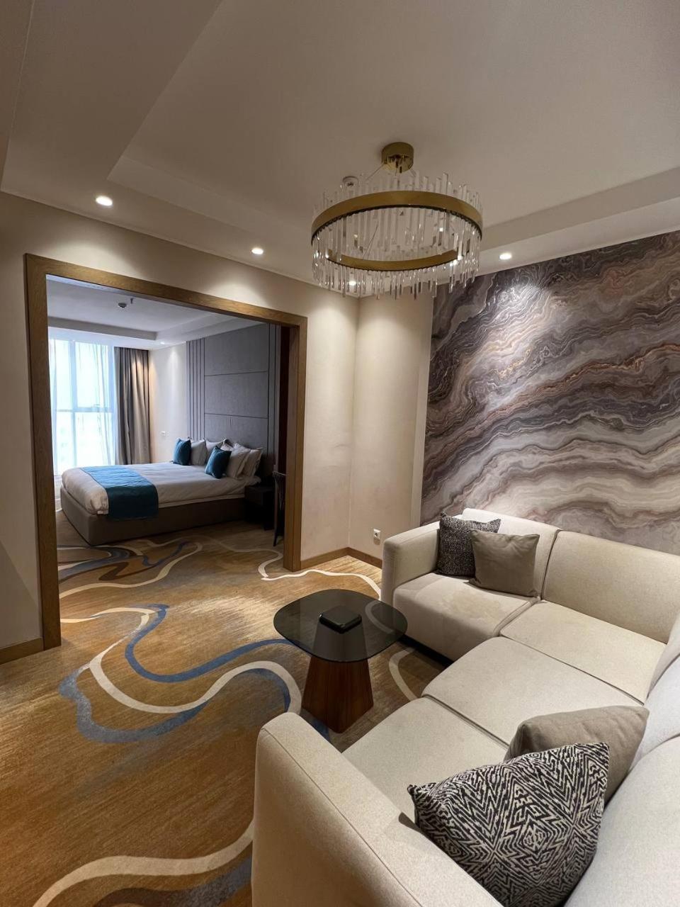 Sofia International Hotel Bishkek Esterno foto